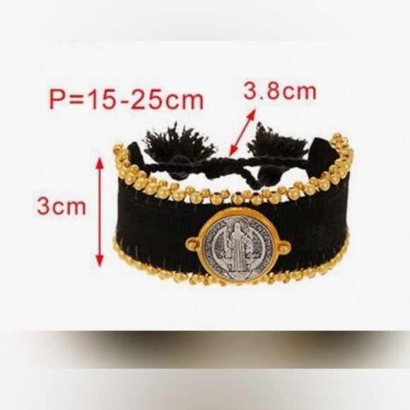 San Benito Elegant Black and Gold Bracelet - Picture 3 of 4